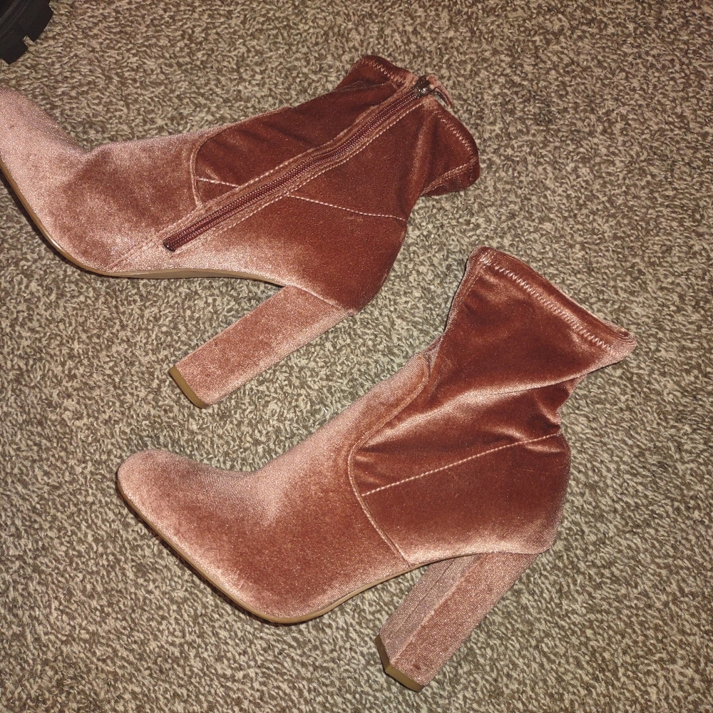 Steve Madden pink boots